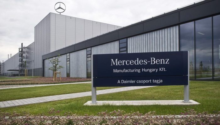 Daimler plant in Hungary, Kecskemet, shut down due to chips-shortage